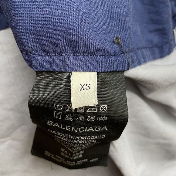 100% Authentic Balenciaga Men's Zipped Logo Windbreaker Jacket Size XS - Picture 3 of 9